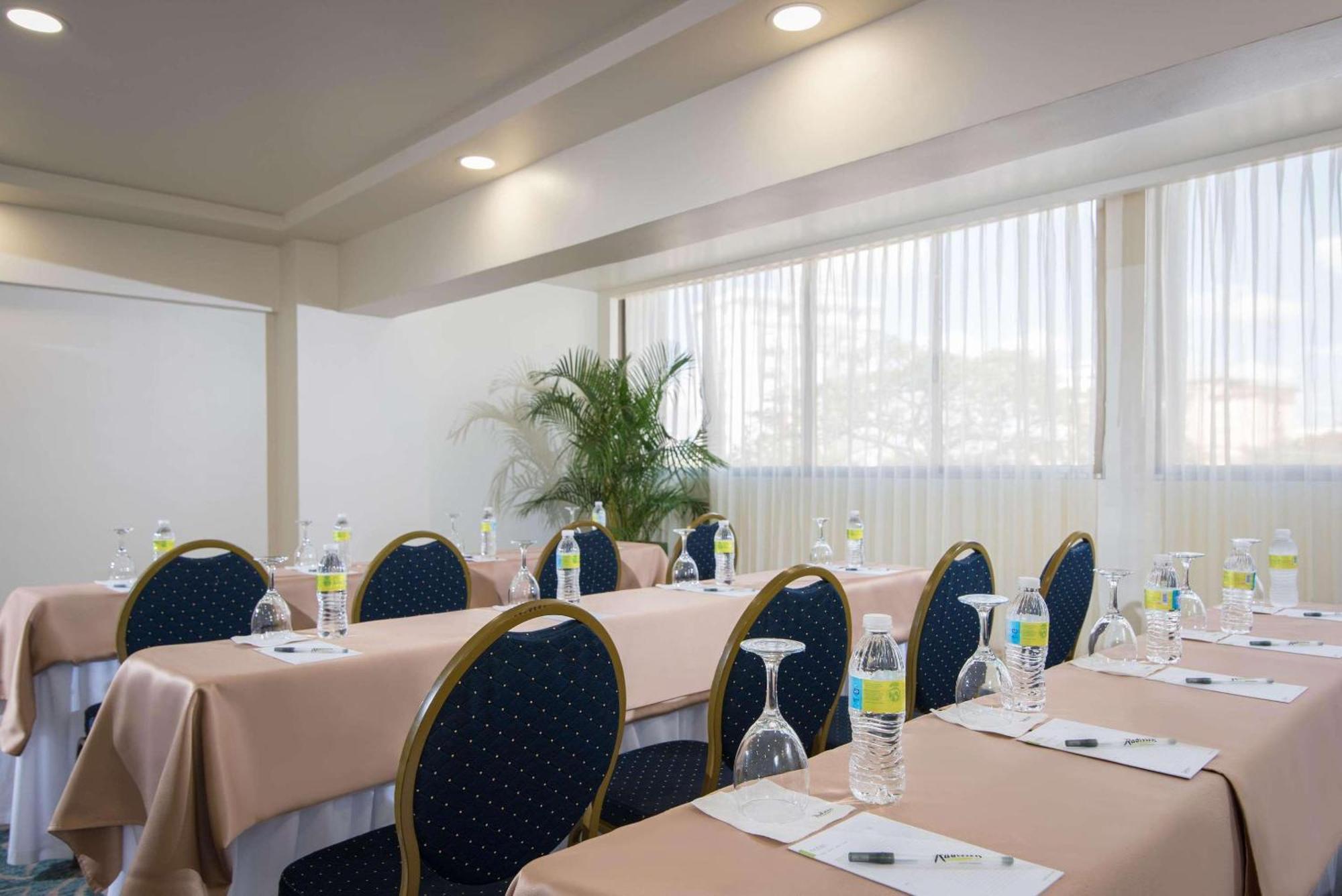 Radisson Hotel Santo Domingo Zewnętrze zdjęcie