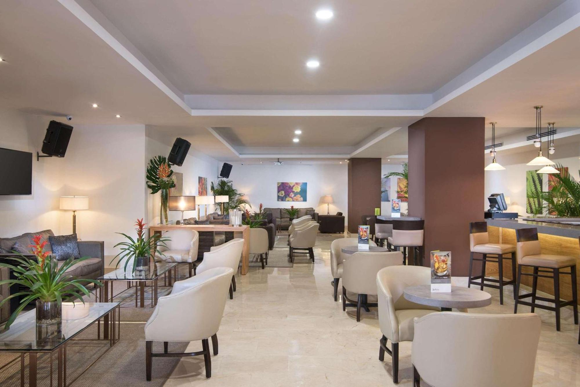 Radisson Hotel Santo Domingo Zewnętrze zdjęcie